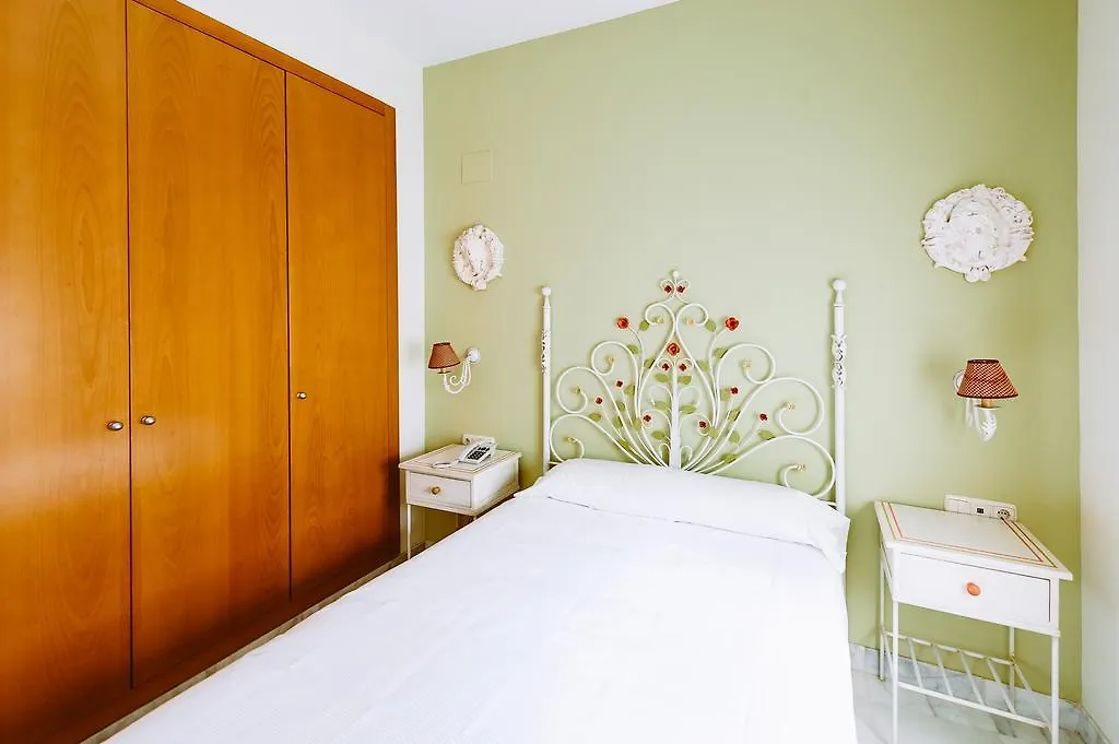 Basic Hotel Dona Manuela Seville