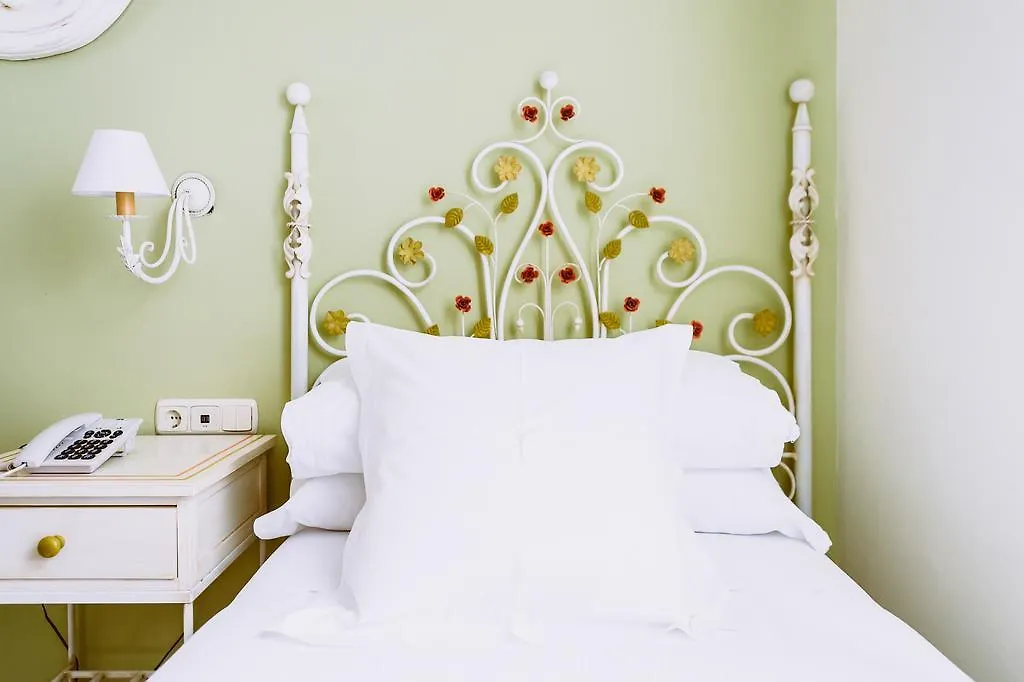 Basic Hotel Dona Manuela Seville