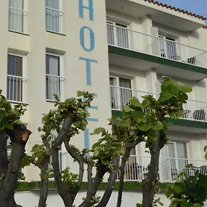 Nou Estrelles Hotel