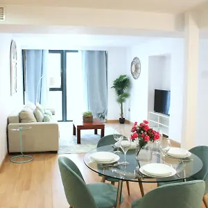 Ole - Albareda 24 Apartment